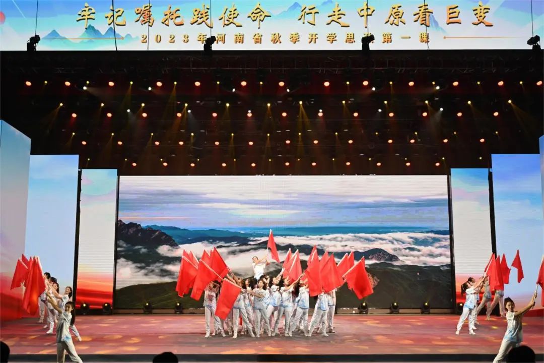 这堂课，380万人观看，1亿点赞！