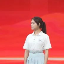 这堂课，380万人观看，1亿点赞！