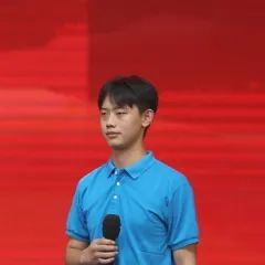 这堂课，380万人观看，1亿点赞！