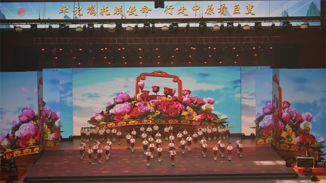这堂课，380万人观看，1亿点赞！