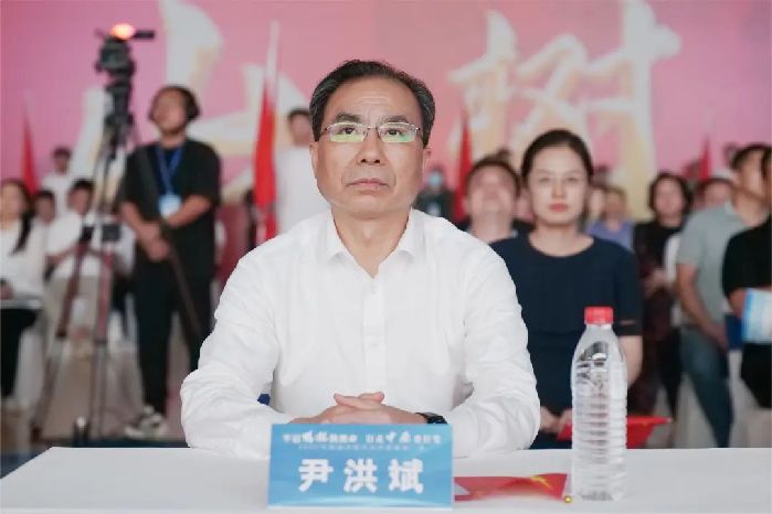 这堂课，380万人观看，1亿点赞！