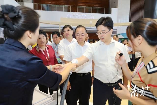 省第三届“南粤家政”技能大赛总决赛在梅州开幕，240多名选手同台竞技