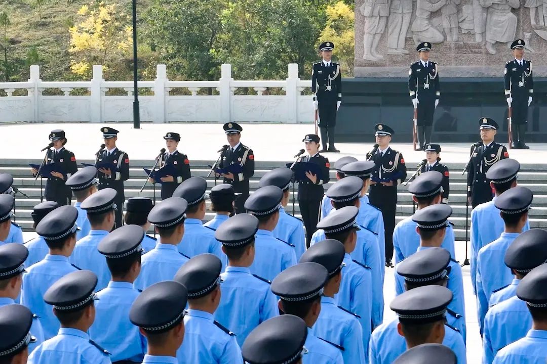 山东省公安厅隆重举行公安英烈公祭仪式
