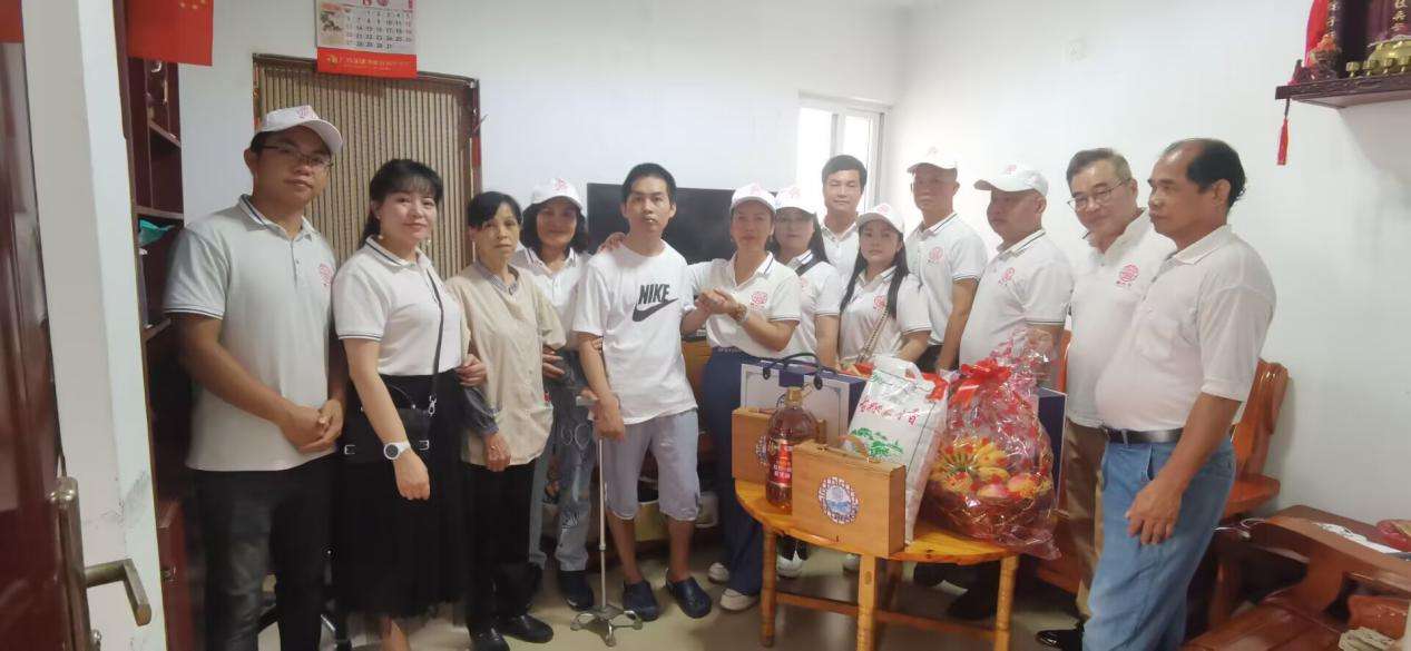 广西： 南宁市残联与爱心企业为弱势群体送上中秋祝福