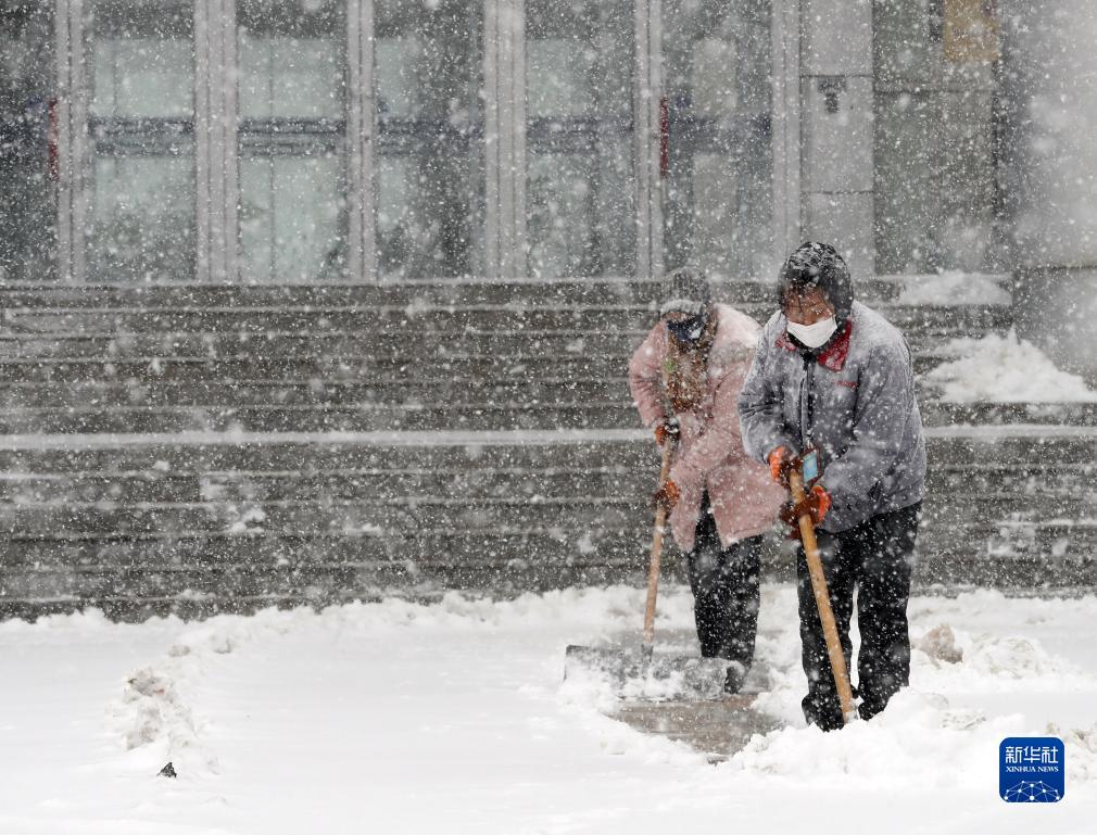 沈阳迎来大范围降雪