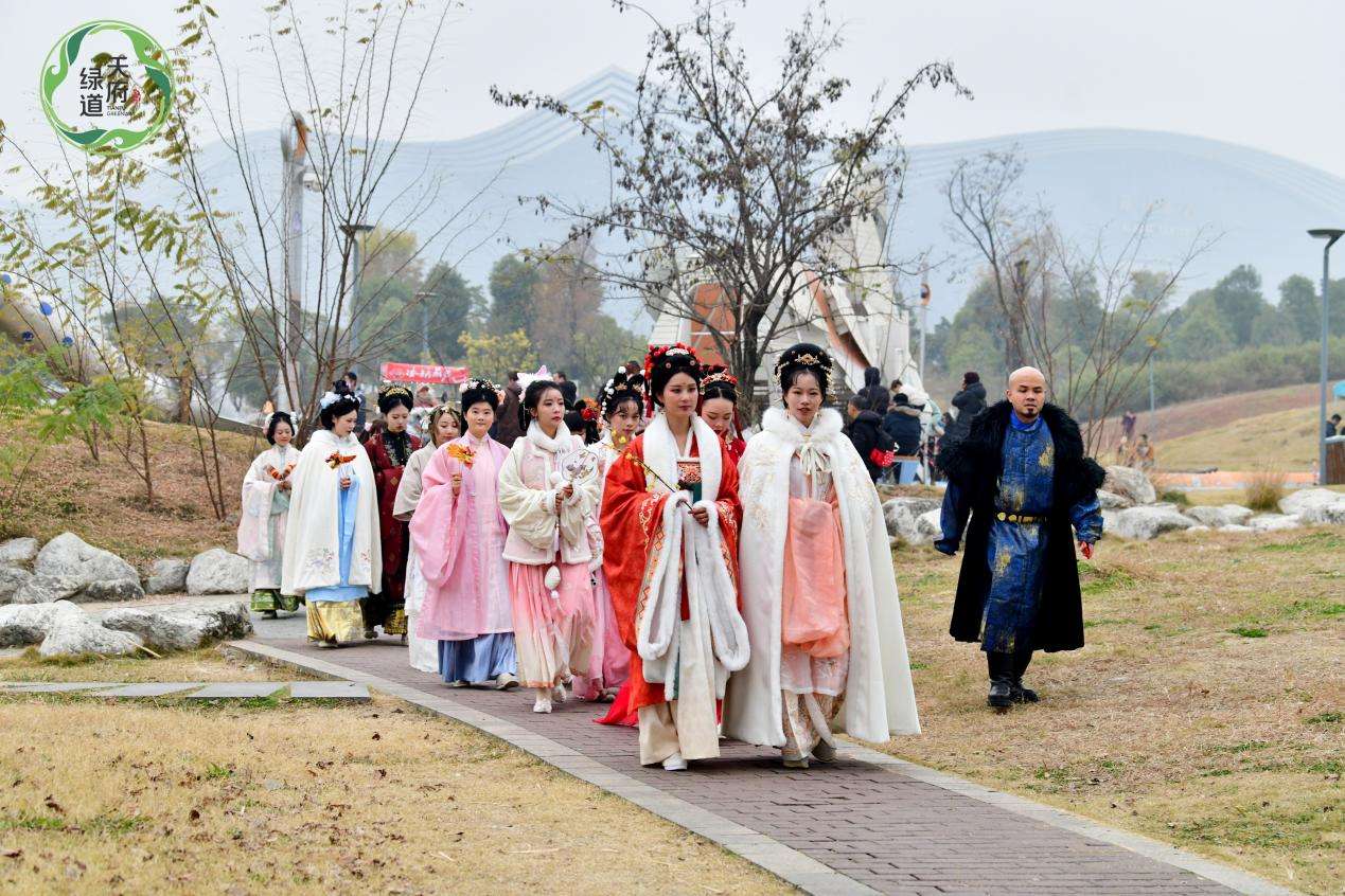 成都：好戏连台跨新年