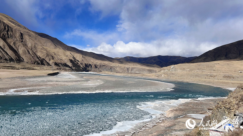 青海玉树：以路为媒 激发文旅发展新动能