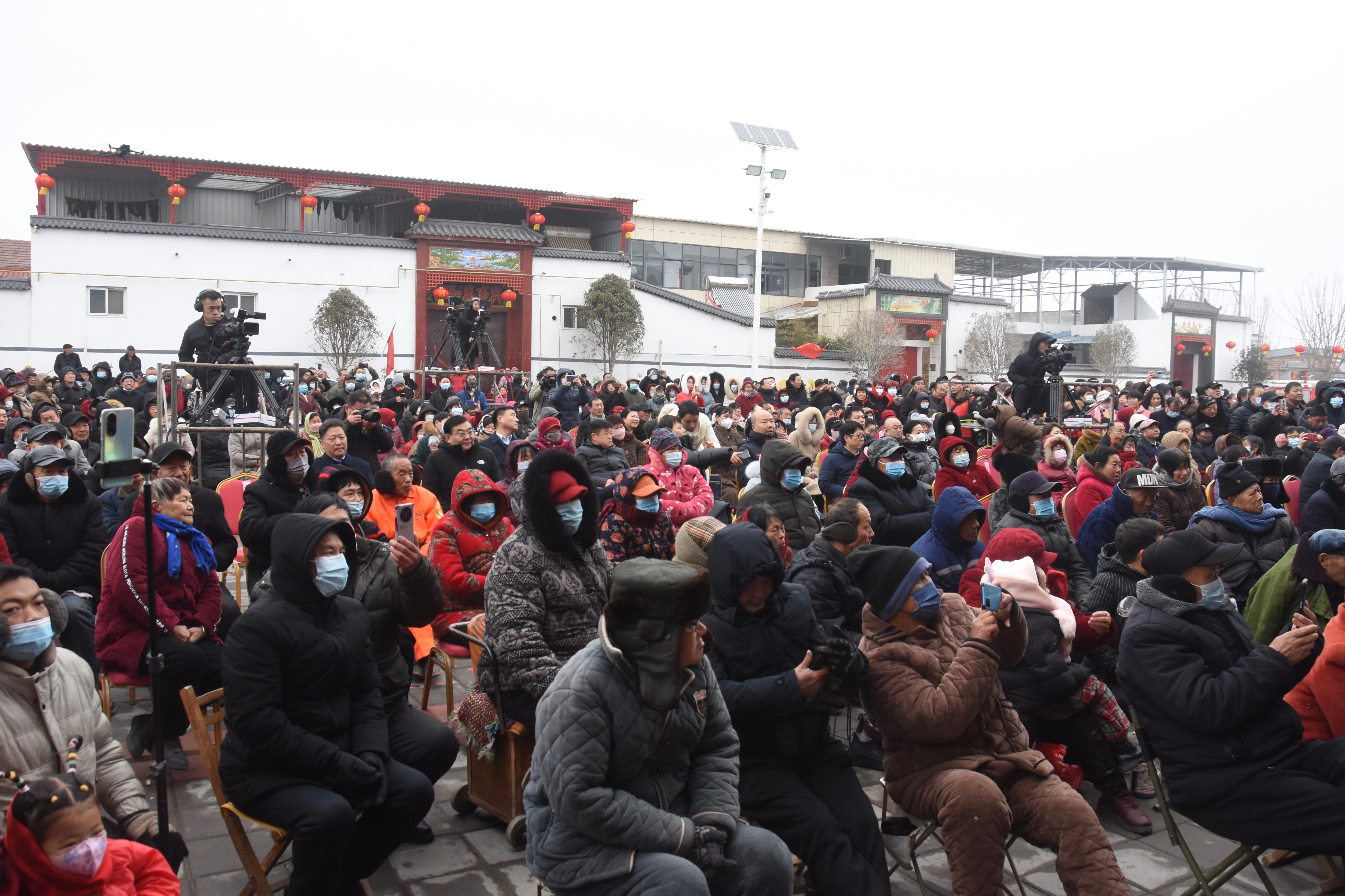 百花迎新乐中原！腊八至正月十六 万名艺术家基层送欢乐