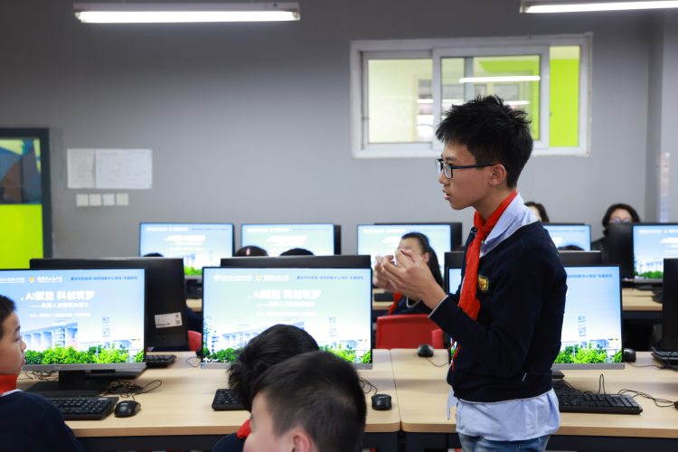 木工VR、智慧种植……这样的课你喜欢吗