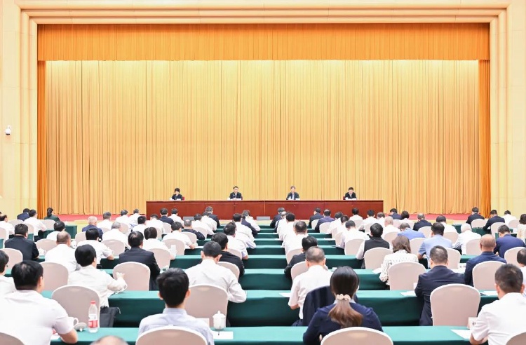 中央第六生态环境保护督察组督察重庆市动员会在重庆召开