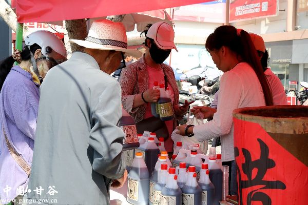 “四月八”盛会升腾人间烟火气 ——甘谷县大像山观光体验游活动侧记