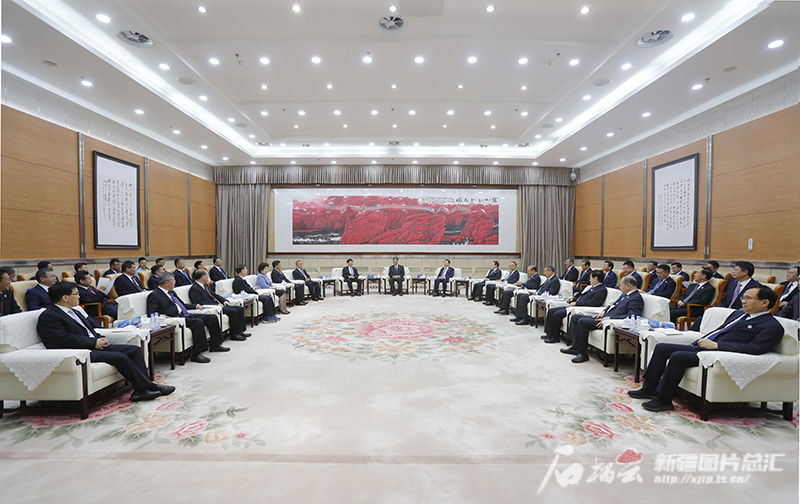 第八届中国—亚欧博览会开幕