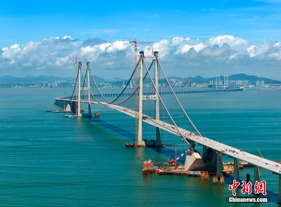 深中通道背后的“基建狂魔”