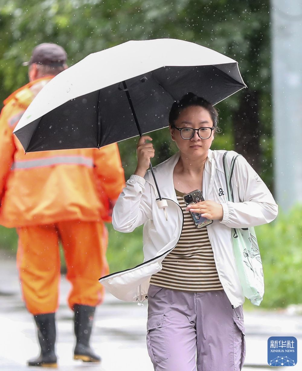 辽宁出现暴雨到大暴雨天气 安全转移4万多人