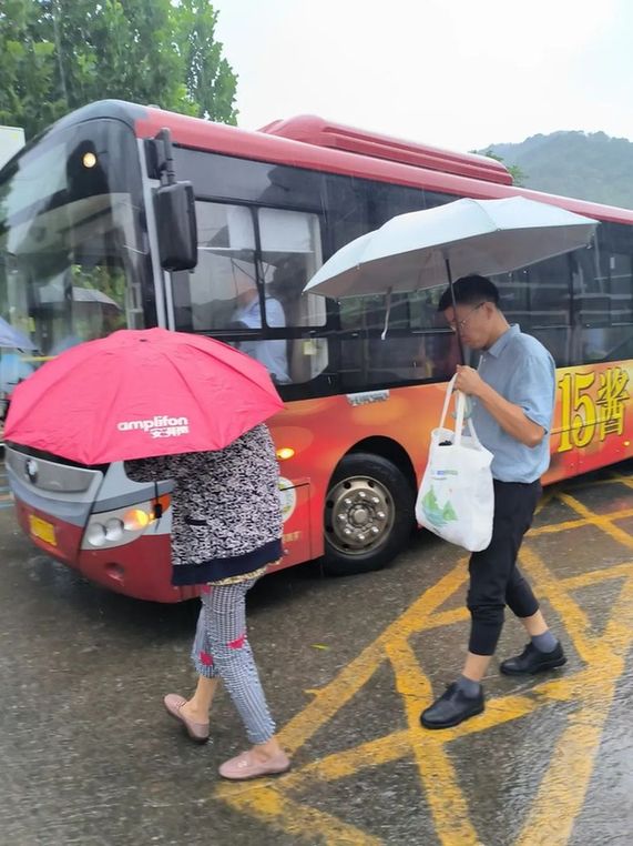 “大雨下、我们上”——北京市规自委平谷分局快速落实避灾转移工作