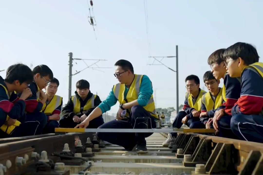 广东：百校联百县合力助推乡村振兴 | 各地教育成就巡礼