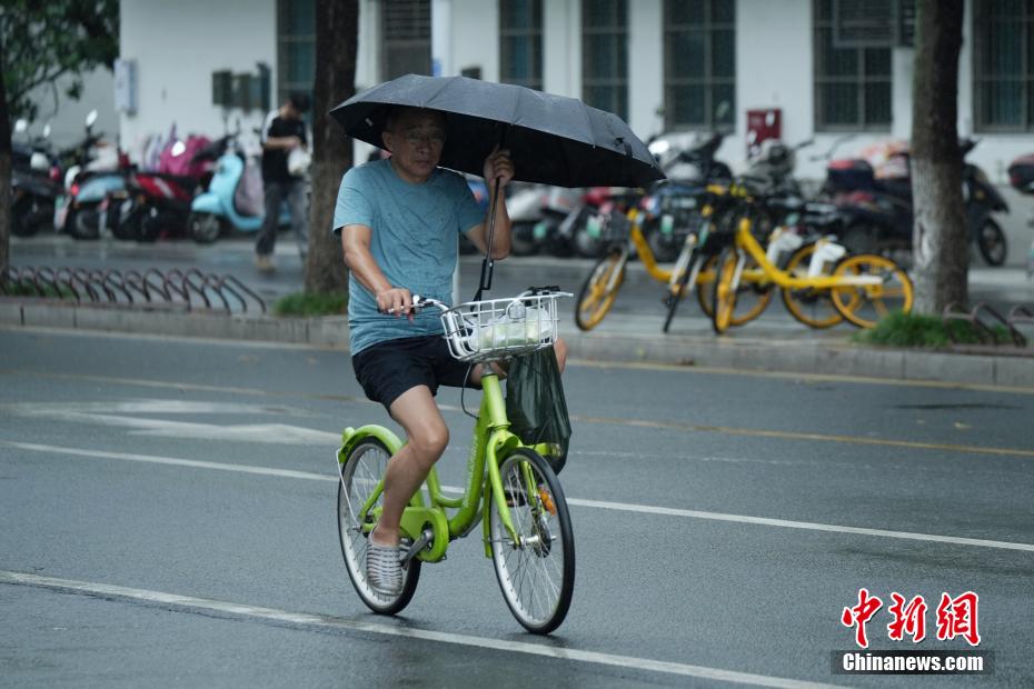 受台风“贝碧嘉”影响,江苏苏州将迎强降雨 受台风“贝碧嘉”影响,江苏苏州将迎强降雨