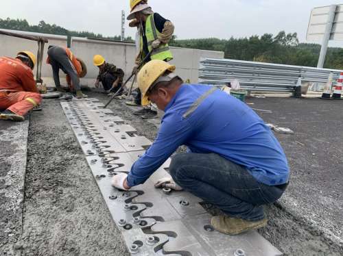 广西上林至横州高速公路通车在即