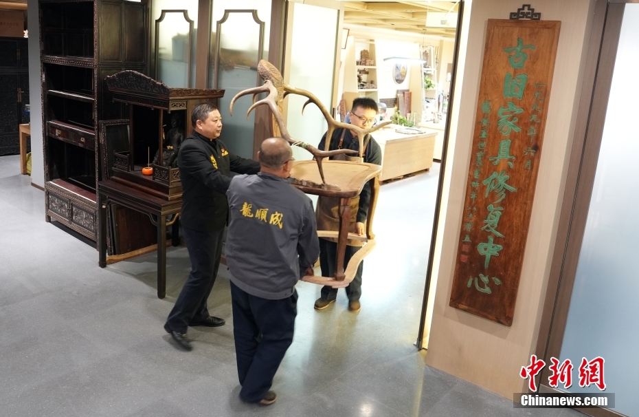 走进老字号：“京作”红木家具的代表——百年龙顺成