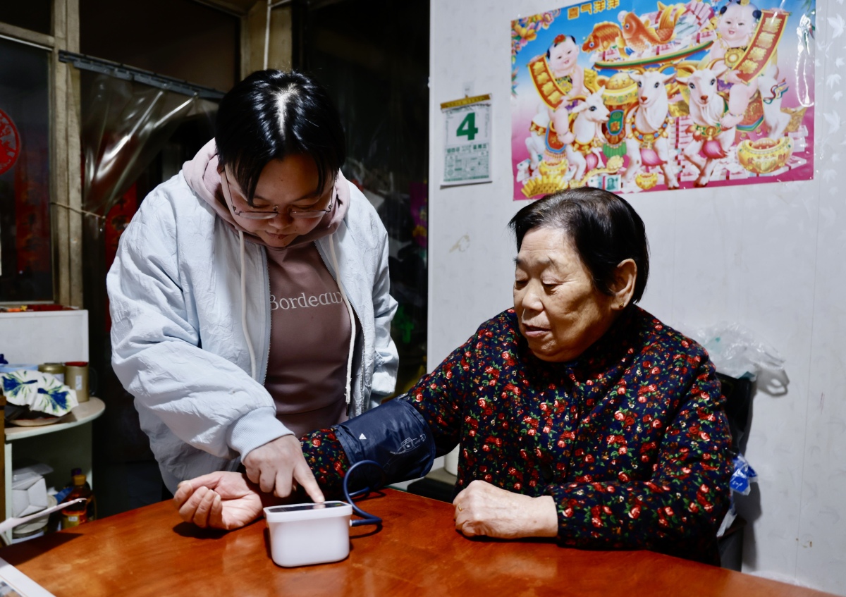 30位“小老人”与100位“老老人”的约定 image_3