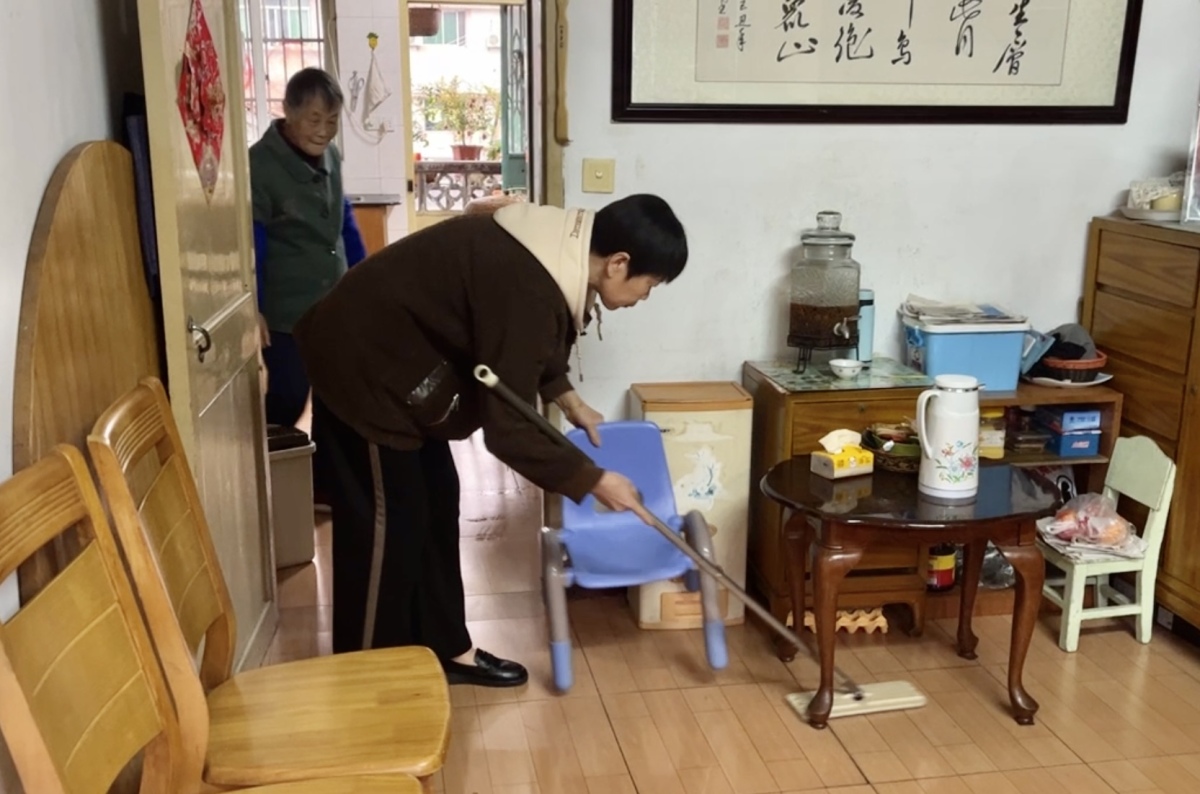 30位“小老人”与100位“老老人”的约定 image_1