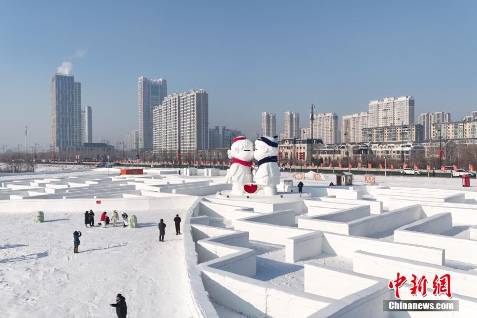 哈尔滨“雪人军团”持续添新丁 哈尔滨“雪人军团”持续添新丁