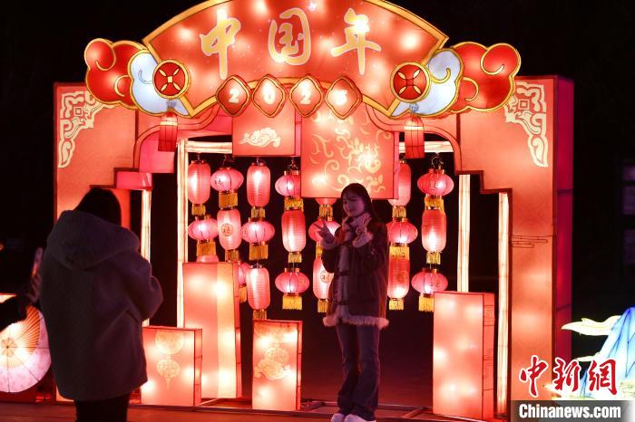 四川阆中2025年阆苑仙葩迎春灯会亮灯