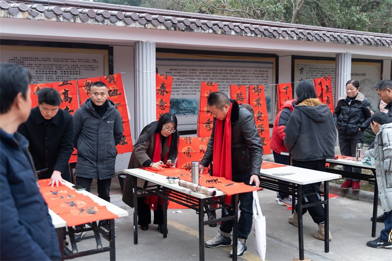 安徽东至：文明实践“循迹”百年家风
