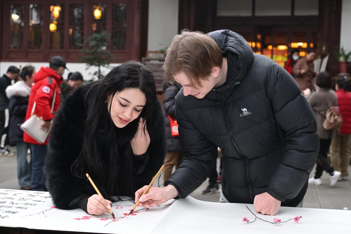 成都文旅热：解码中国消费升级的城市样本