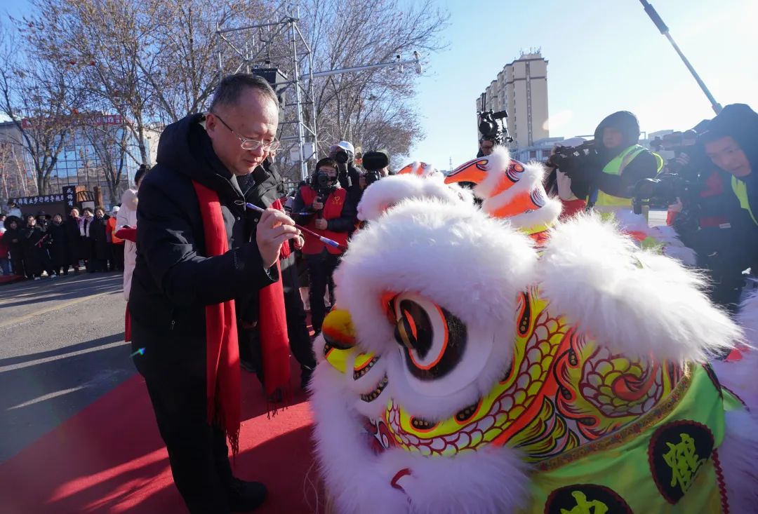 【网络中国节·元宵】“情暖额河闹新春 欢欢喜喜过大年”十师北屯市2025年新春社火活动火热上演