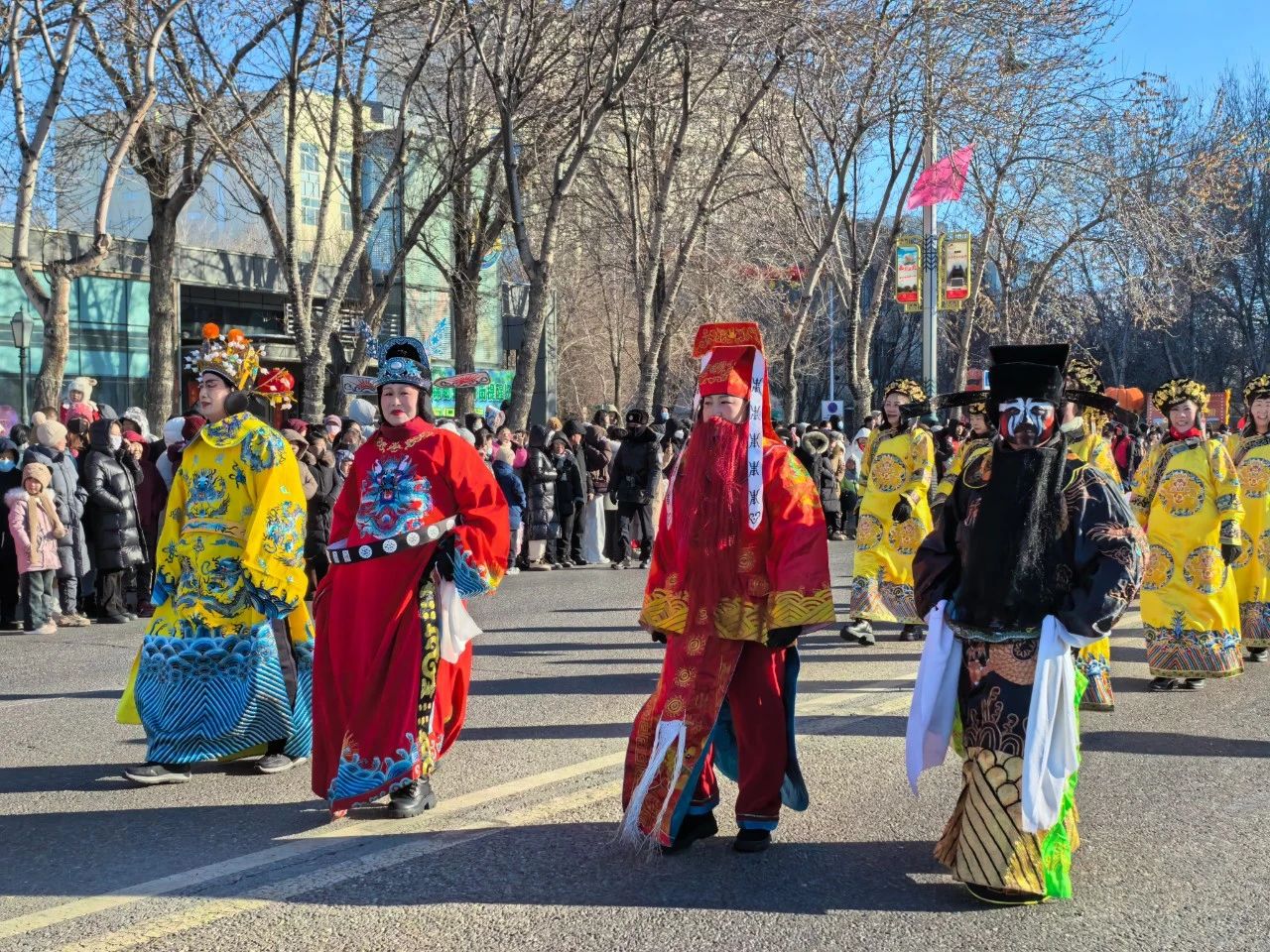 【网络中国节·元宵】“情暖额河闹新春 欢欢喜喜过大年”十师北屯市2025年新春社火活动火热上演
