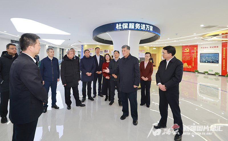 马兴瑞在自治区教育厅和人社厅调研