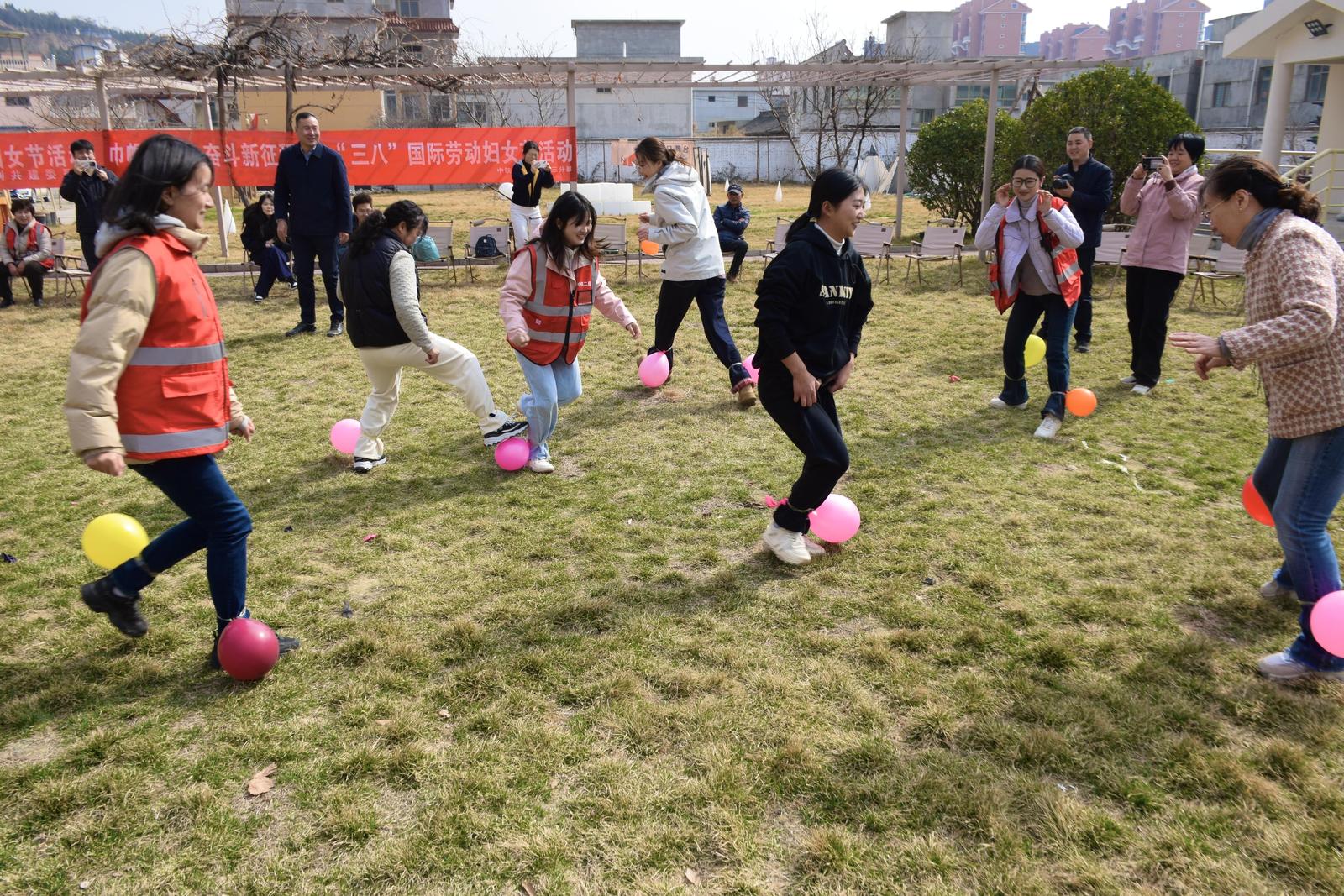 建好天陇铁路 “她力量”正前行