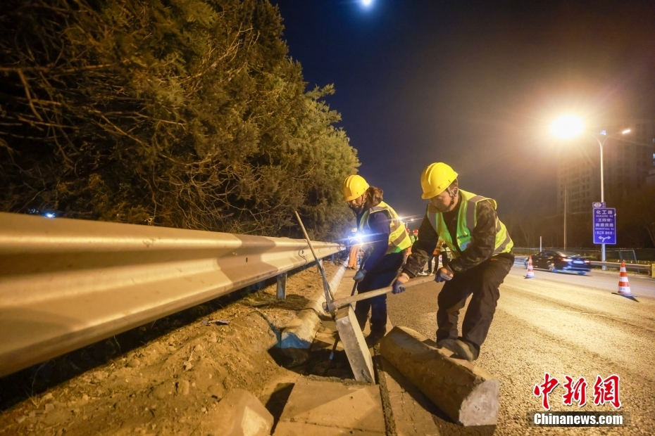 北京东四环路开启大修
