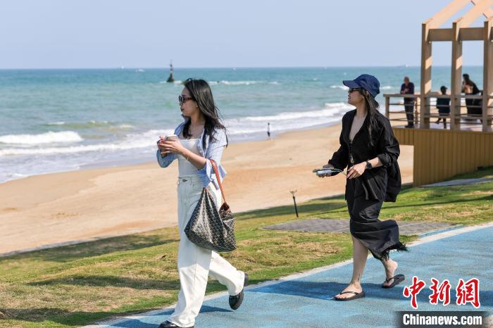 “国际会客厅”博鳌：面朝大海 春暖花开