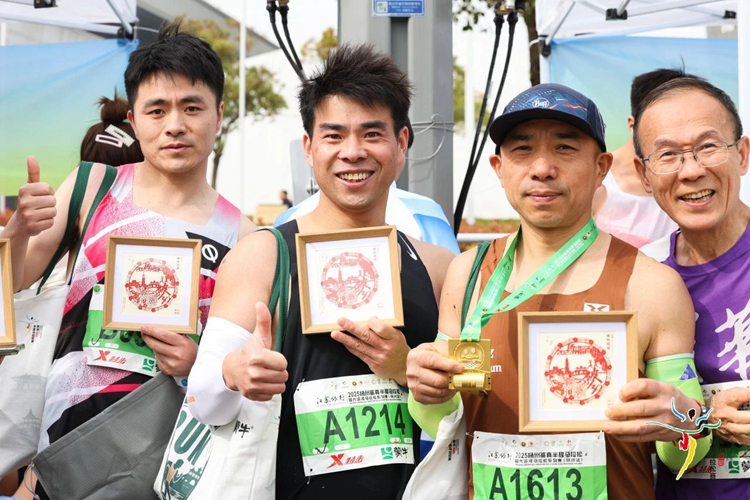 江苏扬州：春风跃动千年城 共绘“扬马”新画卷