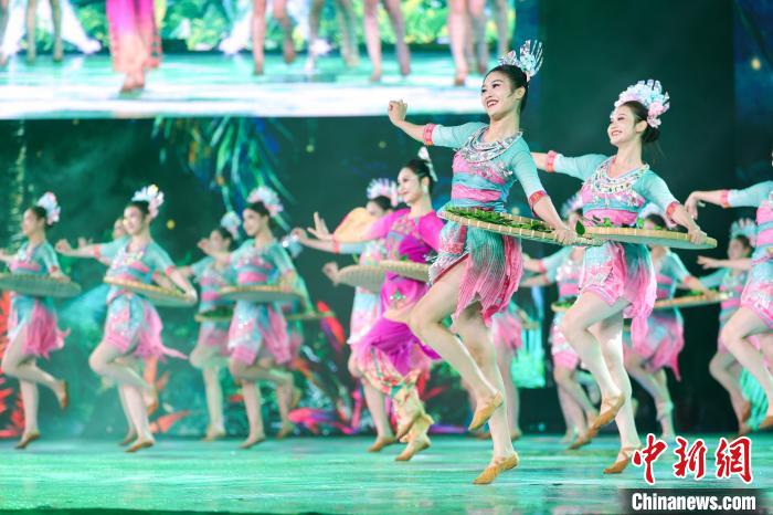 海南欢庆“三月三”