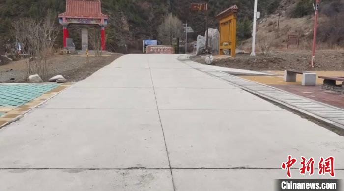 勒巴沟旅游公路：打开玉树市旅游业发展的“金钥匙”