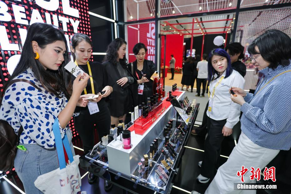 第五届中国国际消费品博览会开幕 第五届中国国际消费品博览会开幕