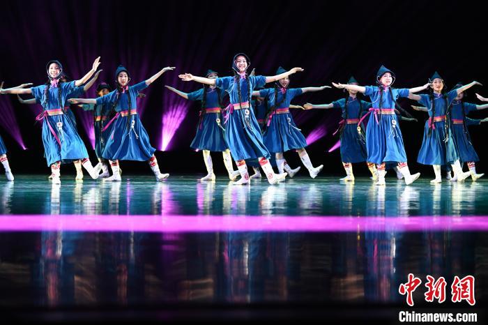 第七届内蒙古舞蹈大赛精彩落幕