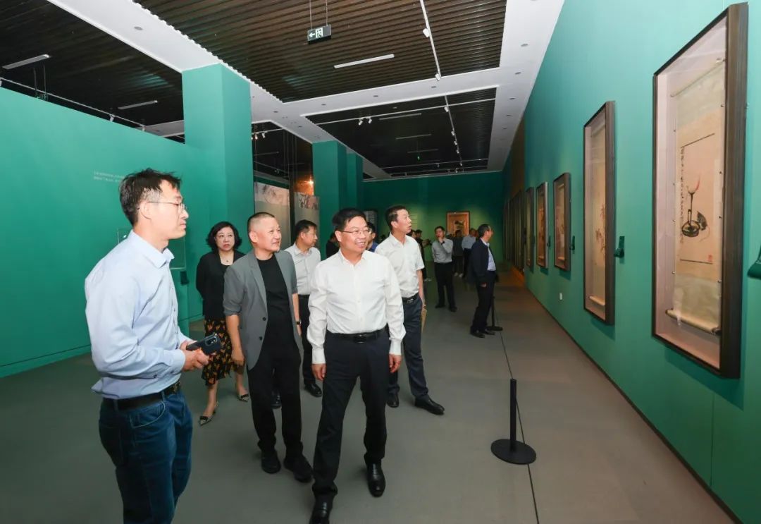 名家珍品 首次面世丨“传世风华——陕西省美术家协会二十世纪中国画珍藏展”正式开展!