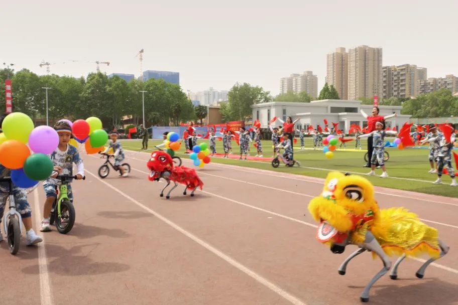 蓝天文化丨这场军事体育运动会,每帧都是战斗力!