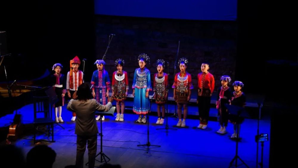 跨越山海的艺术交响：塞纳河畔的音乐旋律共谱中法友谊长歌