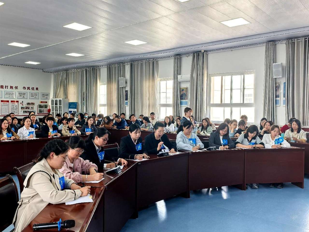 宁夏银川市金凤区：锻造社区治理“硬核队伍”