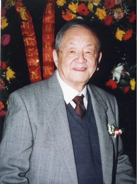 这个“给机械看病医生”的故事,正在传承→