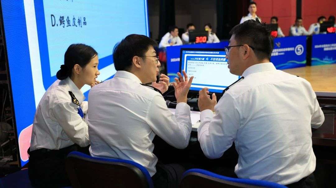 6秒决胜，广东珠海拱北海关所属闸口海关人这样写下“最强答卷”