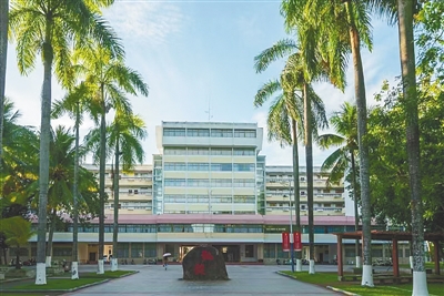 让教育回归“教”与“学”的本真