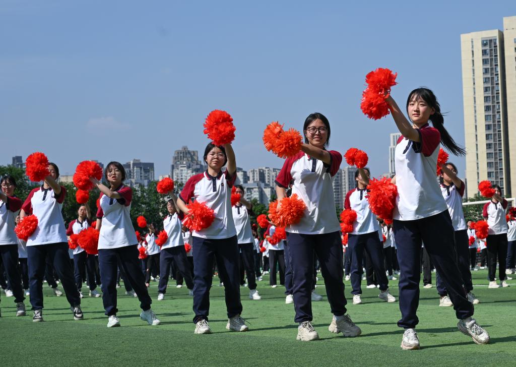 重庆中小学为学生量身定制“花式”大课间