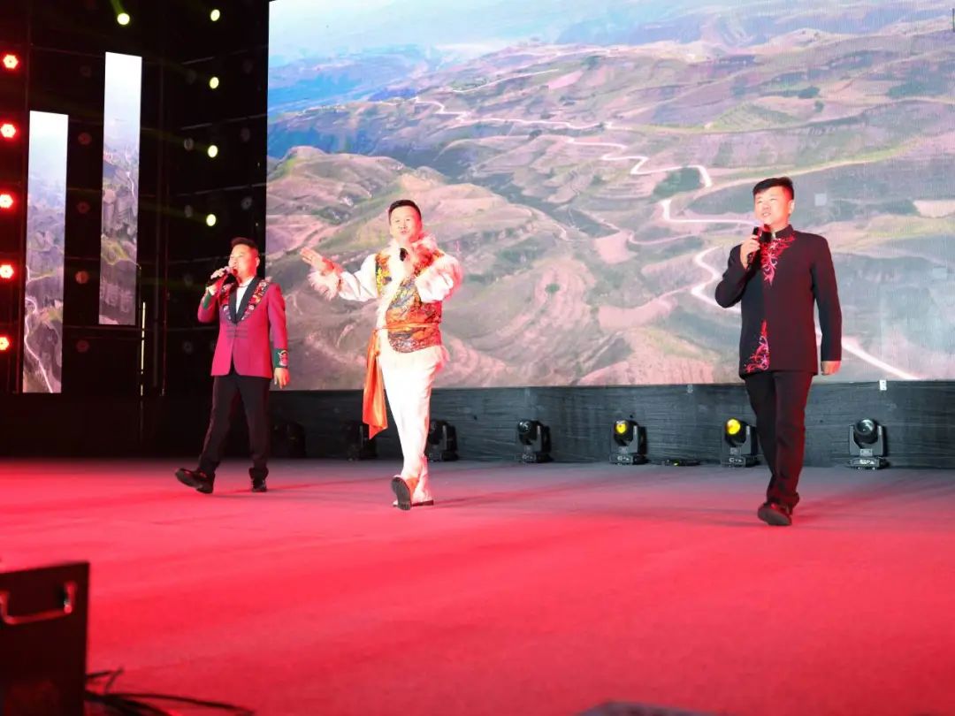 与人民同行——“5·23”陕西文艺界采风慰问活动走进榆林