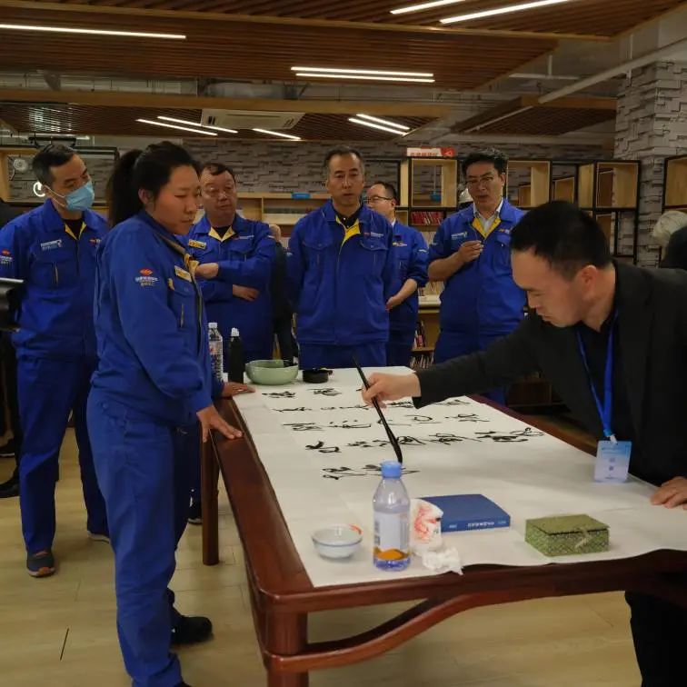 与人民同行——“5·23”陕西文艺界采风慰问活动走进榆林